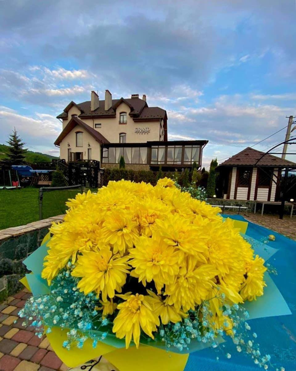 Villa Grand Skhidnytsia Esterno foto